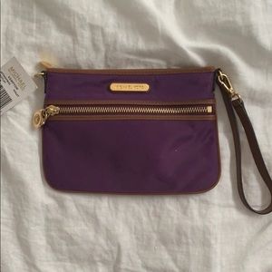 Michael kors wrist wallet